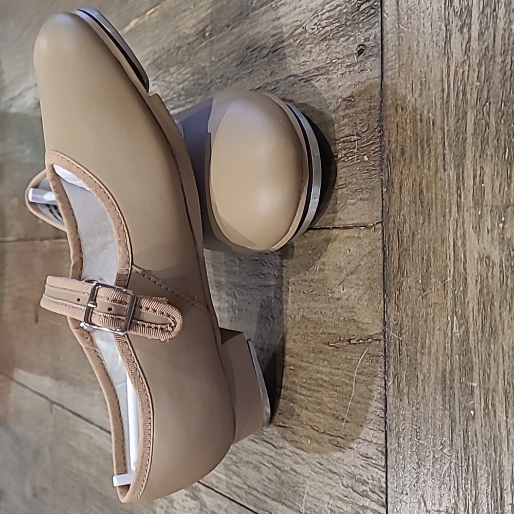 NIB Capezio Tap Shoes